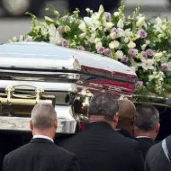 Сохранение Традиций в Современных Похоронных Ритуалах